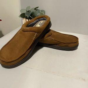 Dearfoams Men’s Microsuede Moccasin Brown Large 11-12